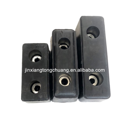 Heavy-Duty Metal Black Foton Aumark Customization Rubber Bumper for Truck Rear Door Protection
