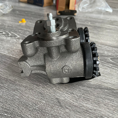 Sinotruck Shacman Engine Model Foton Aumark Front Brake Wheel Cylinder or Brake Pump