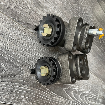 Sinotruck Shacman Engine Model Foton Aumark Front Brake Wheel Cylinder or Brake Pump